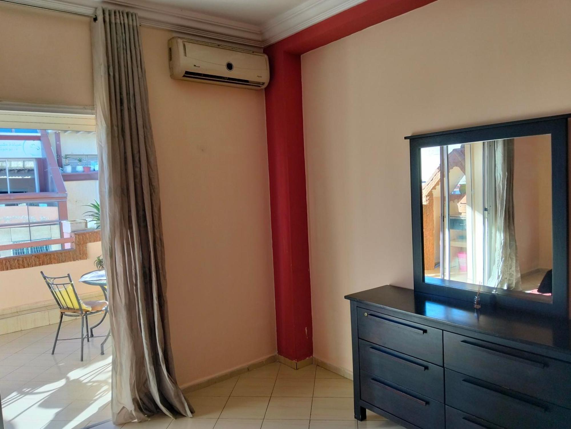 Appart Najia Au Centre Kenitra Avec Grande Terrasse Szoba fotó